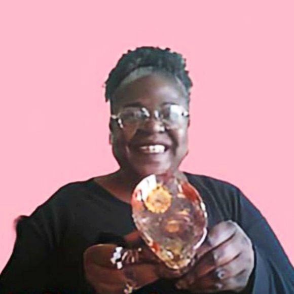 Soap Dish With Drip Spout - Picture 4 of 4